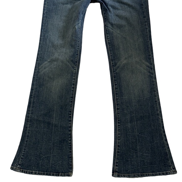 VINTAGE BEBE work of art women's angel embroidered lowrise flare jeans, 29". - Picture 9 of 10